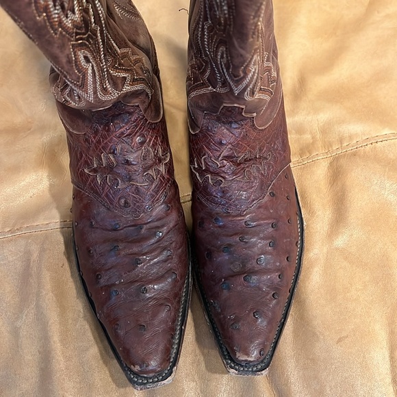 Lucchese Ostrich boots - Picture 4 of 8